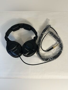 Sennheiser, HD 280 Pro Headphones